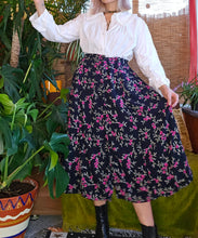 Load image into Gallery viewer, 90s Button Down Midi Skirt