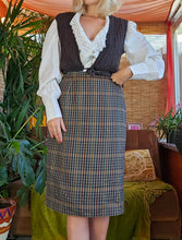 Load image into Gallery viewer, Vintage St Michel Wool Skirt