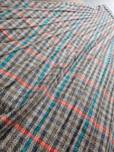 Load image into Gallery viewer, 1970s Plaid Pleated Skirt