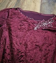 Load image into Gallery viewer, 70s Burgundy Velvet Dress