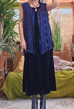 Load image into Gallery viewer, Vintage Velvet Moonlight Waistcoat