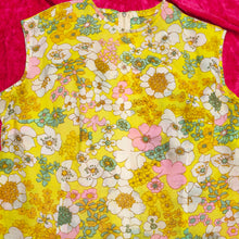 Load image into Gallery viewer, 60s Flower Power Pinafore Dress