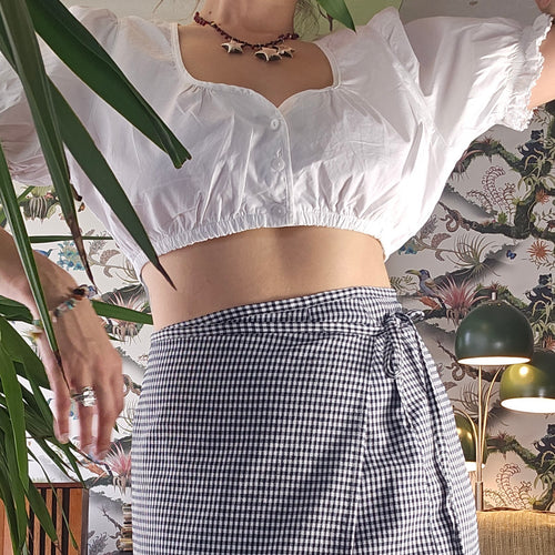 Vintage Milkmaid Crop