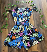 Load image into Gallery viewer, 90s Relaxed Fit Summer Romper