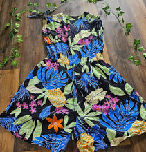 Load image into Gallery viewer, 90s Relaxed Fit Summer Romper