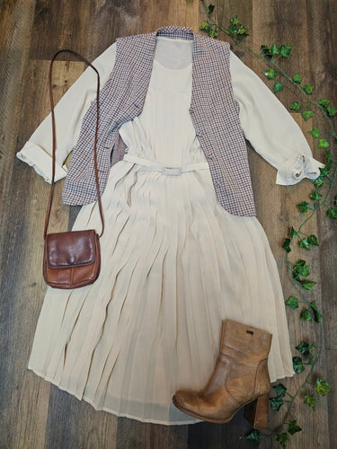 Vintage Belted Cottage Core Dress