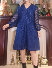 Load image into Gallery viewer, 1970s Lace Winter Dress