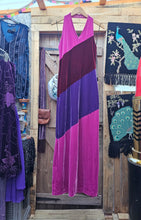 Load image into Gallery viewer, Y2K Groovy Chic Halter Maxi