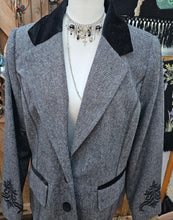Load image into Gallery viewer, 80s Whimsigoth Box Blazer