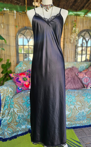 Vintage Side Slit Slip
