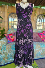 Load image into Gallery viewer, 90s Whimsigoth Robbin Dress