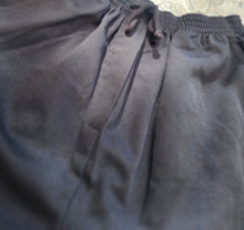 Load image into Gallery viewer, 90s Navy Drawstring Shorts