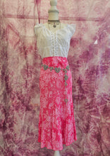 Load image into Gallery viewer, Y2K Lace Print Midi Skirt