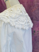 Load image into Gallery viewer, Vintage Crochet Collar Cotton Blouse