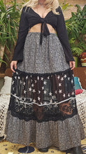 Load image into Gallery viewer, Paisley Star Skirt
