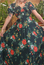 Load image into Gallery viewer, 1970s Forest Maxi Dress