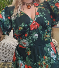 Load image into Gallery viewer, 1970s Forest Maxi Dress