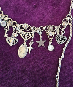 'Delicate Cameo' Treasure Charm Choker