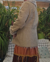 Load image into Gallery viewer, Y2K Faux Fur Afghan Jacket