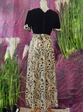Load image into Gallery viewer, 1960s Velvet Detail Maxi Dress