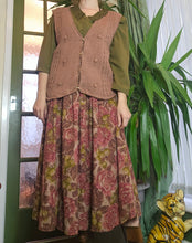 Load image into Gallery viewer, Vintage Cardigan Vest