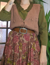 Load image into Gallery viewer, Vintage Cardigan Vest