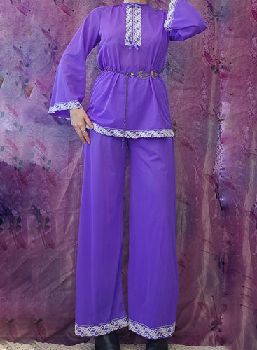1970s Nylon Negligee Set