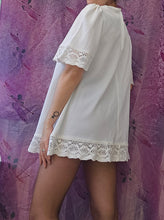 Load image into Gallery viewer, 1960s Crochet Detailed Tunic