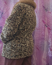 Load image into Gallery viewer, Y2K Faux Fur Jacket
