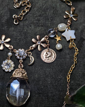 Load image into Gallery viewer, &#39;Daisy Chain&#39; Treasure Charm Choker