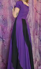 Load image into Gallery viewer, 1970s Whimsigoth Gown