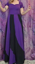 Load image into Gallery viewer, 1970s Whimsigoth Gown