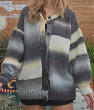 Load image into Gallery viewer, 90s Chunky Knitted Cardigan