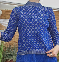 Load image into Gallery viewer, 60s Fitted Sweater