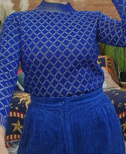 Load image into Gallery viewer, 60s Fitted Sweater