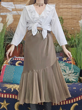 Load image into Gallery viewer, Y2K Gold Romance Skirt