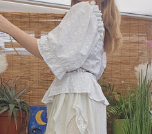 Load image into Gallery viewer, Vintage Milkmaid Blouse