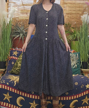 Load image into Gallery viewer, 90s Button Down Picnic Dress