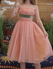 Load image into Gallery viewer, 1950s Prom Dress