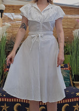 Load image into Gallery viewer, Vintage Blouse
