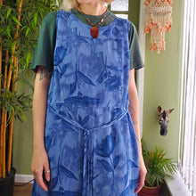 Load image into Gallery viewer, 90s Pinsfore Dress