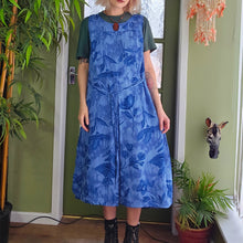 Load image into Gallery viewer, 90s Pinsfore Dress