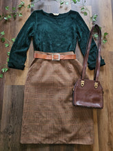 Load image into Gallery viewer, Vintage Old Money Skirt