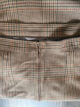 Load image into Gallery viewer, Vintage Old Money Skirt