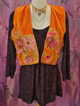 Load image into Gallery viewer, Y2K Velvet Embroidered Waistcoat