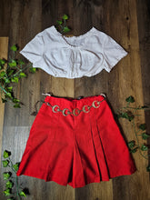Load image into Gallery viewer, 70s Pleated Shorts