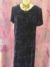 Load image into Gallery viewer, 90s Velvet Monsoon Dress