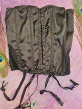 Load image into Gallery viewer, Lace Detailed Corset