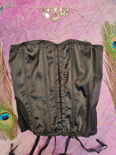 Load image into Gallery viewer, Lace Detailed Corset