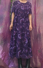 Load image into Gallery viewer, 90s Whimsy Midi Dress